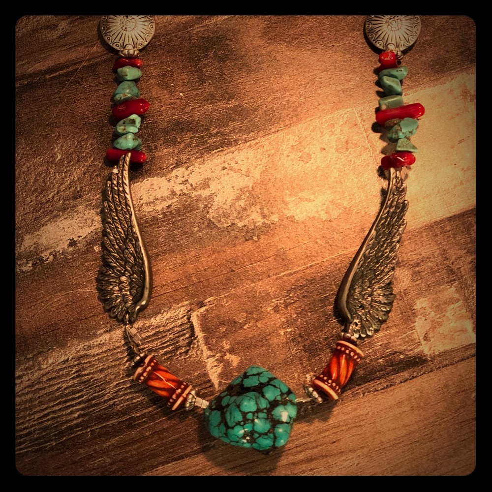 💸REDUCED💸 Turquoise & Coral necklace